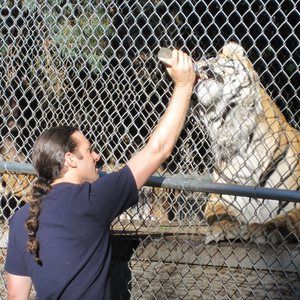 Meet your Posher, Christian